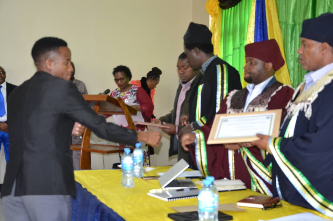 Butemine School — awards photo