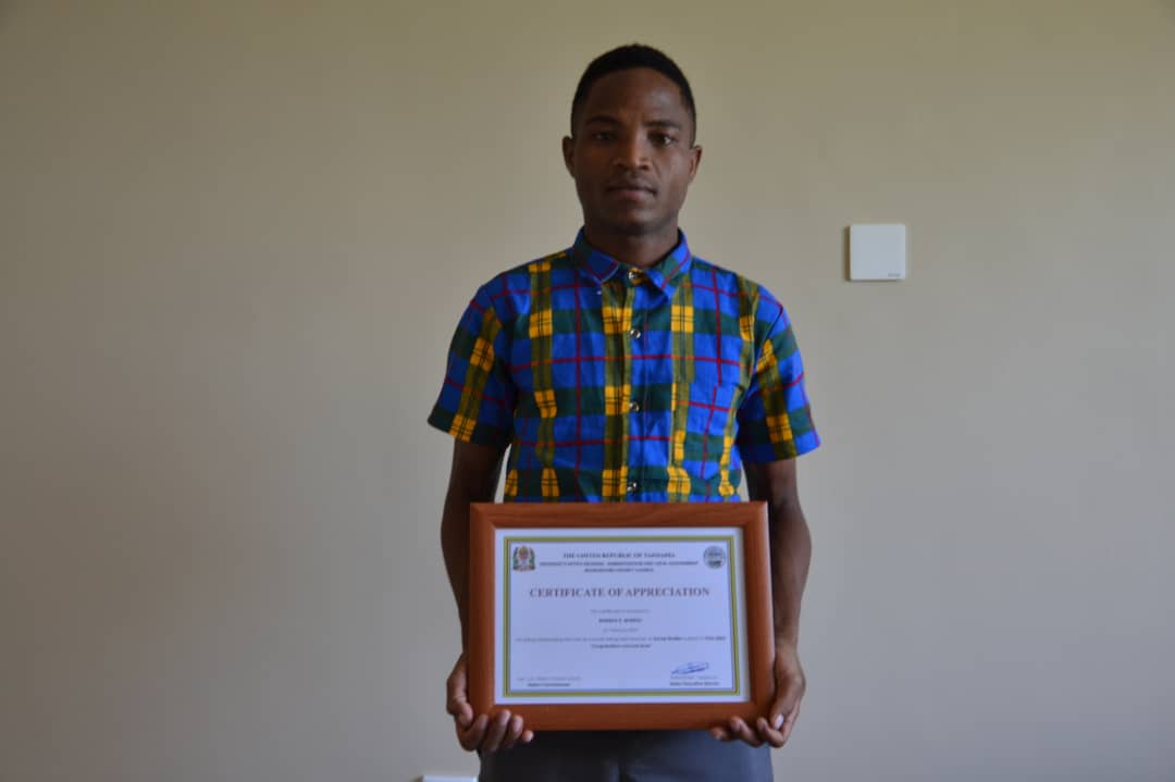 Butemine School — awards photo