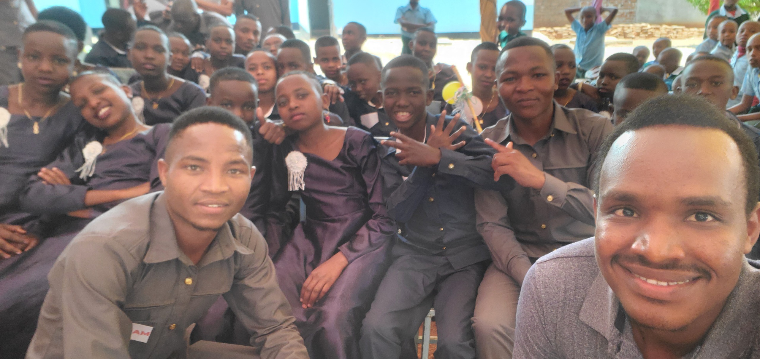 Butemine School — graduation photo